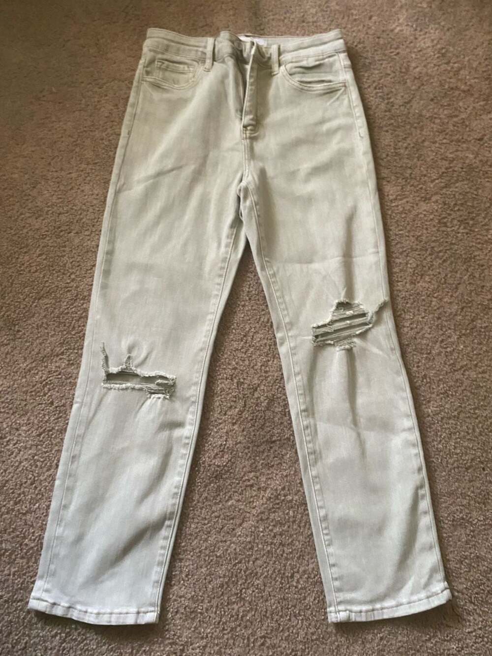 Vervet Distressed Jeans Size 28 light gray Cotton Blend Straight Leg